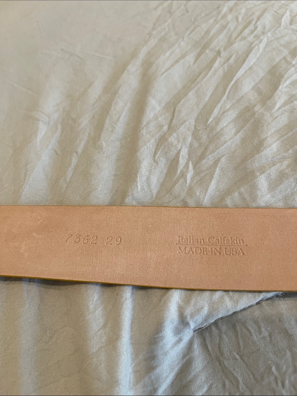 Ellen Tracy Yellow Leather Statement Belt - Picture 3 of 5